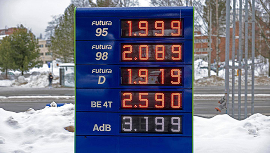 NYT: Maailman kallein bensa ja diesel - Suomi ehdottomassa kärkijoukossa