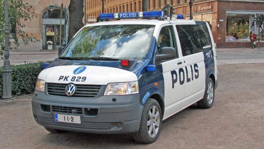 Poliisiauto VW Transporter II-2